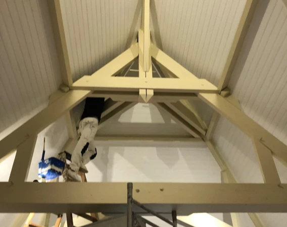 Peinture et rénovation de combles – aménagement intérieur réalisé par LD Travaux