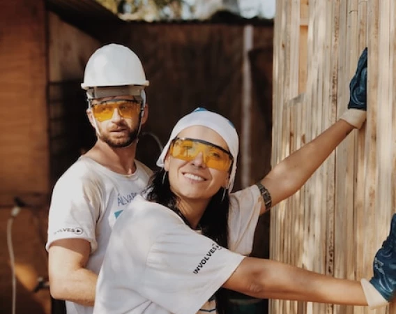 Pose d'une clôture bois d'une longueur de 50m à Besançon